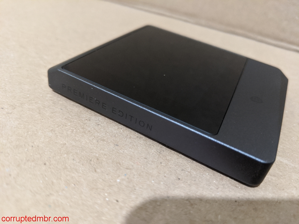 /posts/ellipal-titan-mini-review/images/EllipalTitanMini_premiereedition.jpg