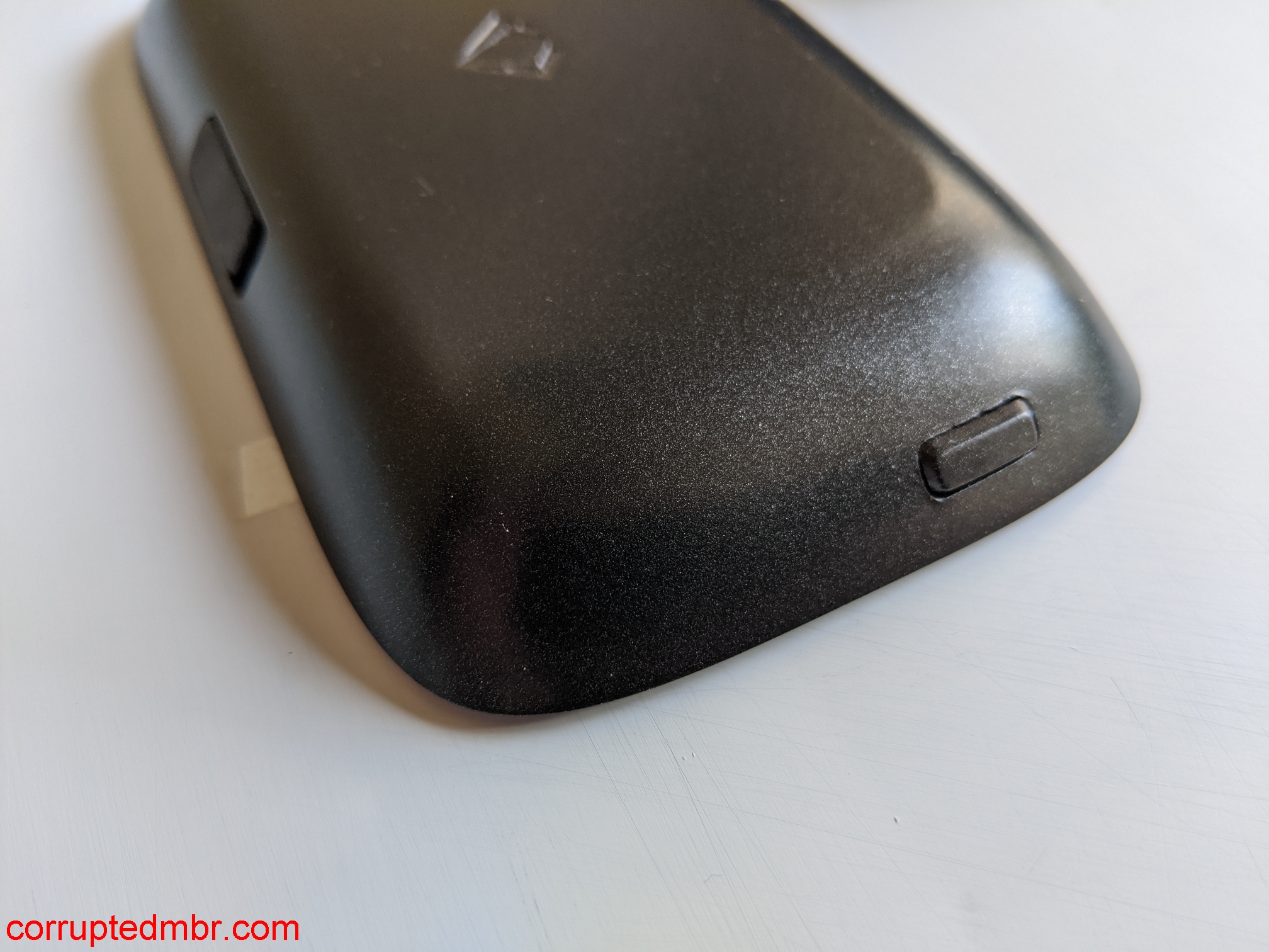 /posts/ngrave-zero-review/images/NGraveZero_PowerButton.jpg